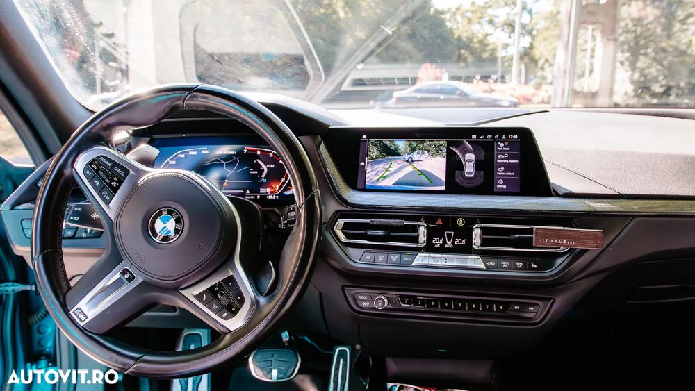 BMW M2 M235i xDrive - 39