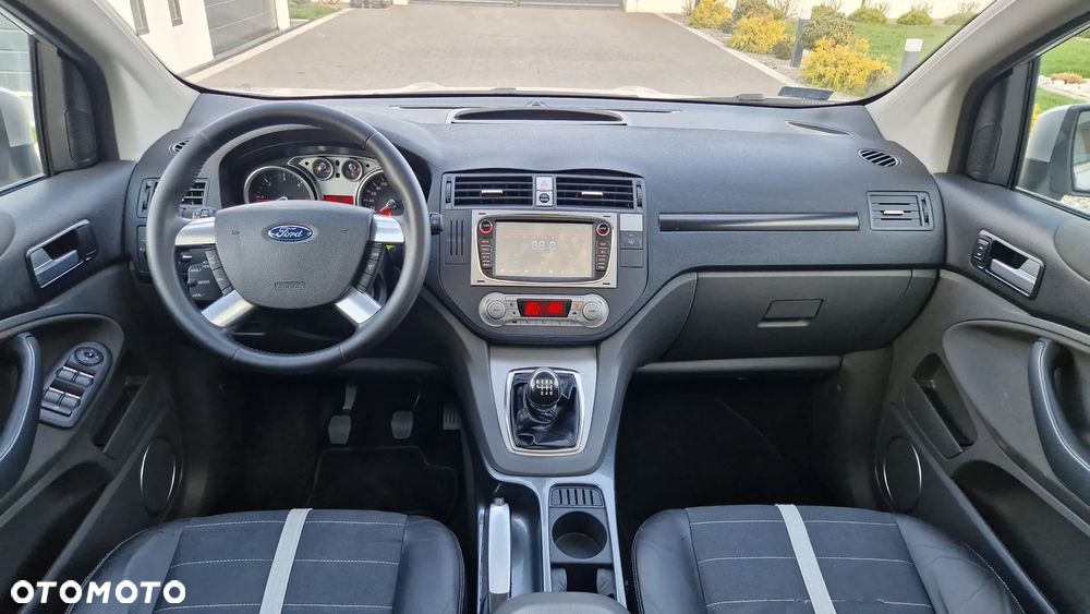 Ford Kuga 2.0 TDCi 4x4 Titanium - 7