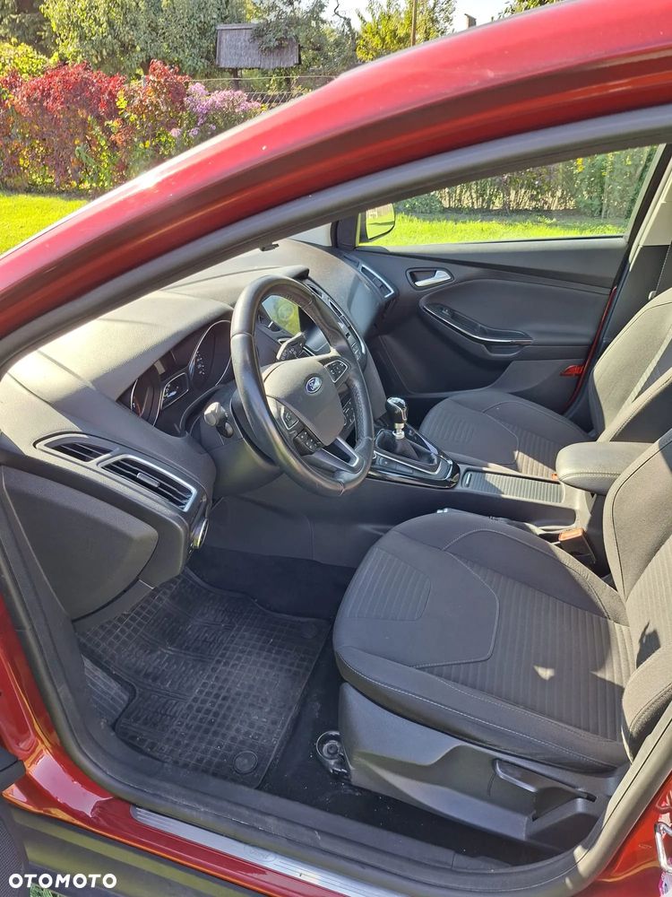 Ford Focus 1.5 EcoBoost Titanium ASS - 7