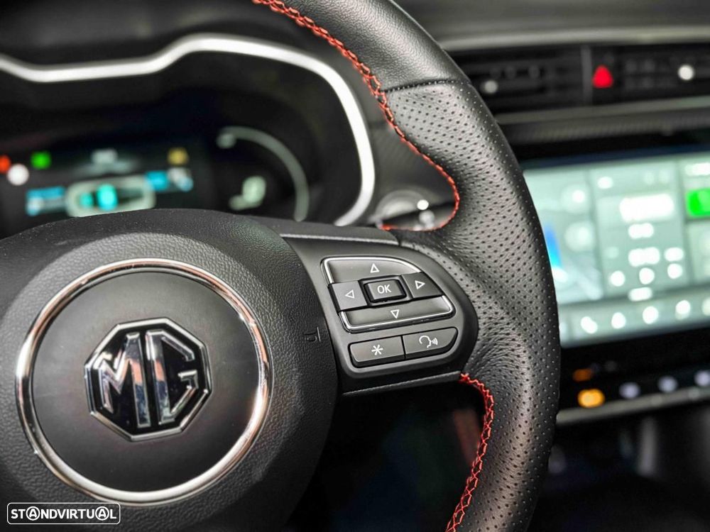 MG ZS EV 72.6 kWh Comfort OBC 11 kW - 23