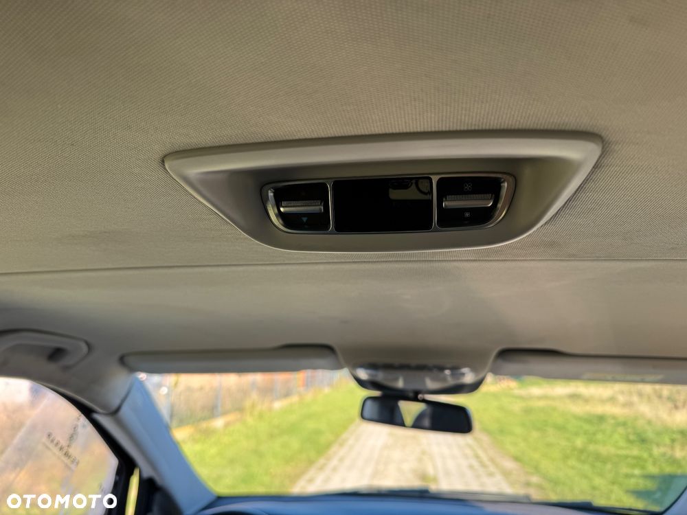 Mercedes-Benz Klasa V 300 d 4-Matic 9G-Tronic (ekstra d³) - 19