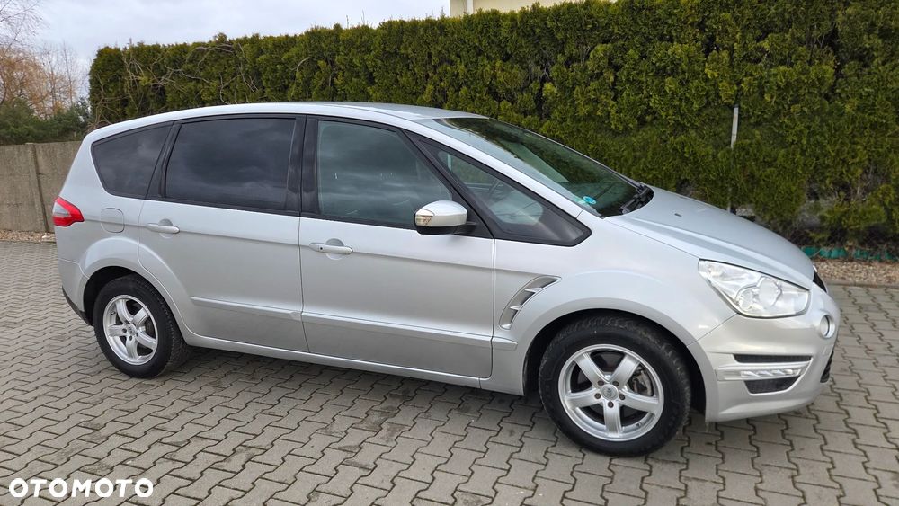 Ford S-Max 2.0 TDCi DPF Titanium X - 13