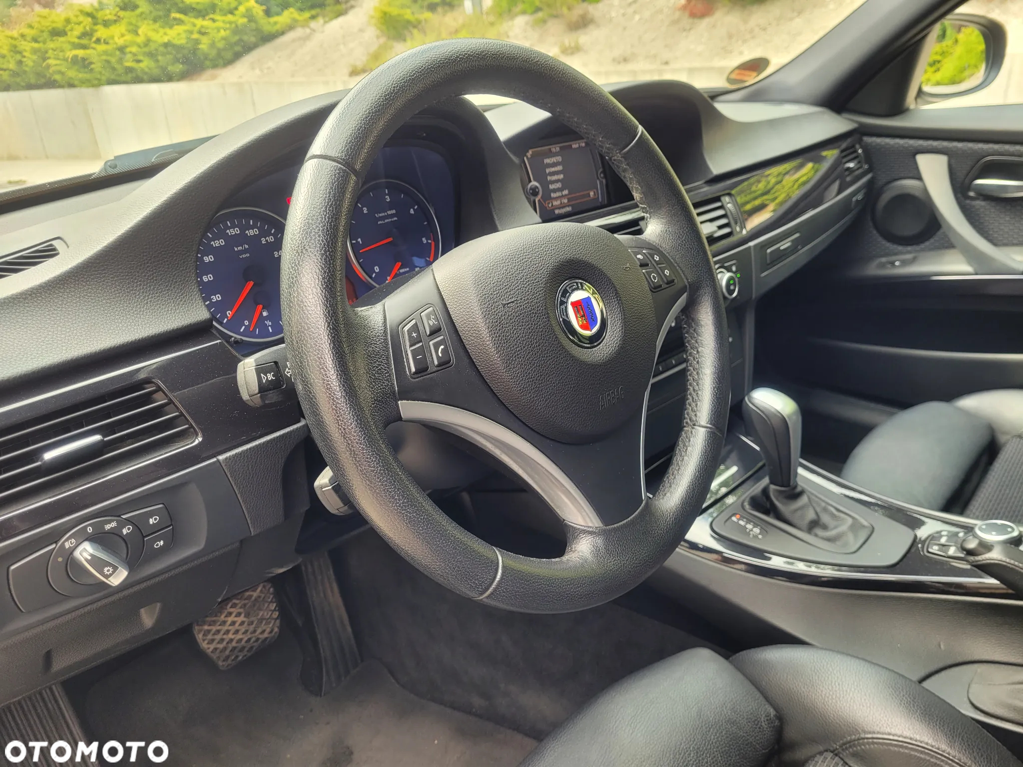 BMW-ALPINA D3 Biturbo Touring Switch-Tronic - 7