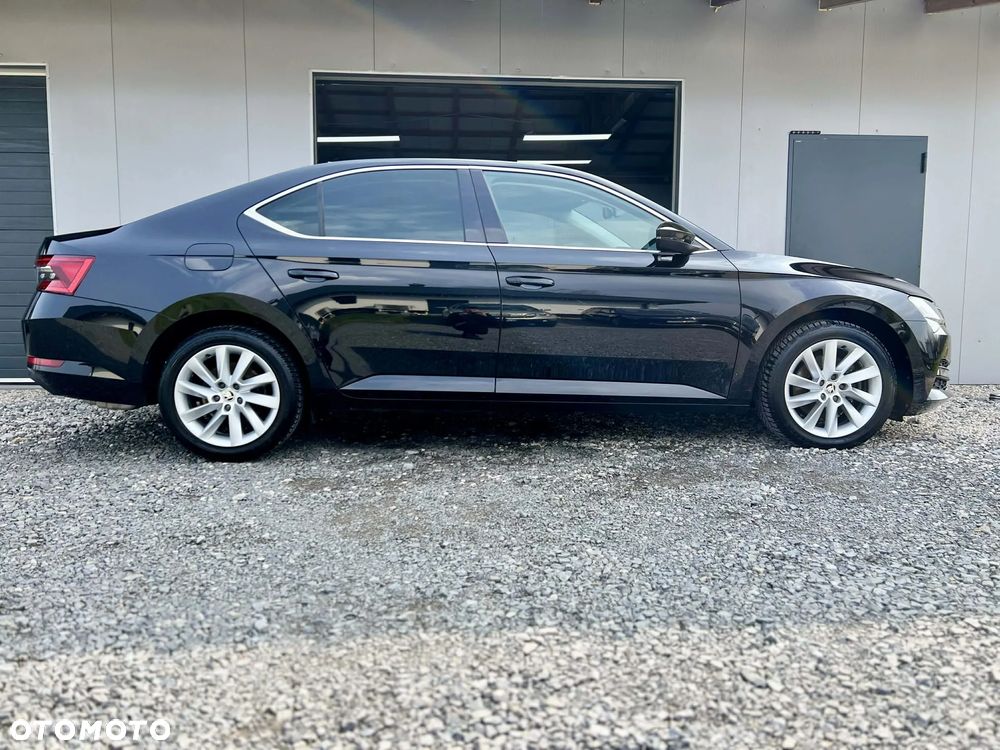 Skoda Superb 2.0 TSI Ambition DSG - 2