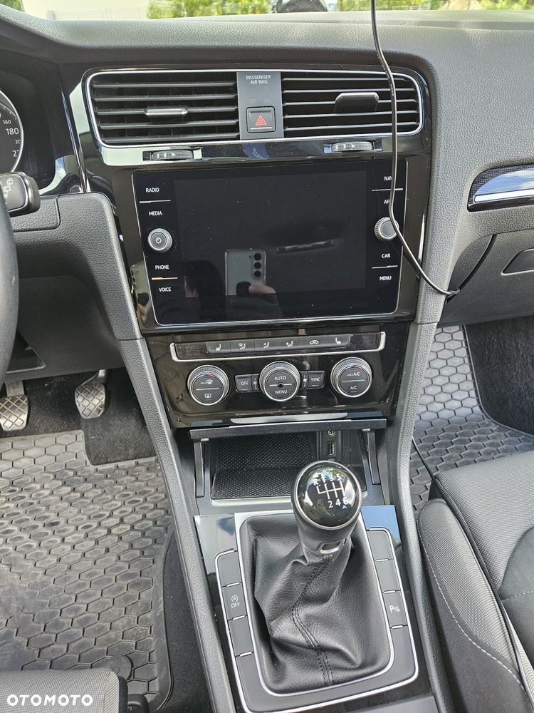 Volkswagen Golf VII 1.4 TSI BMT Highline - 24