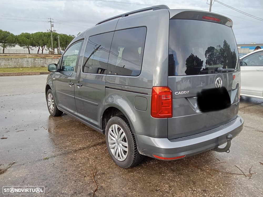 VW Caddy - 5