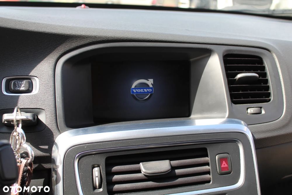 Volvo S60 2.5 T5 - 19