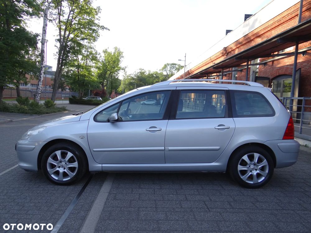 Peugeot 307 SW 110 OXYGO - 11