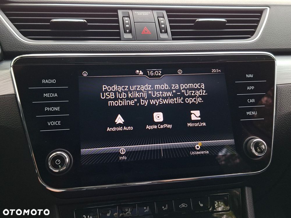 Skoda Superb 1.5 TSI Ambition DSG - 28