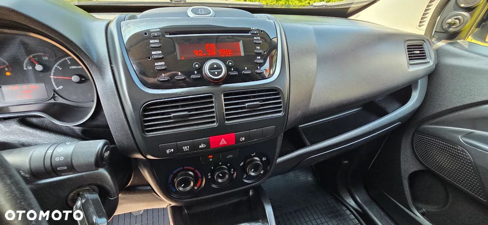 Opel Combo - 9