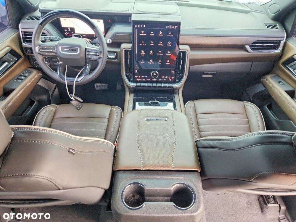 GMC Yukon - 8