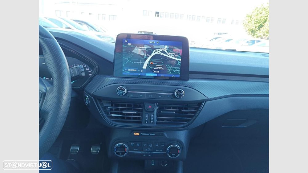 Ford Focus 1.0 EcoBoost ST-Line - 22