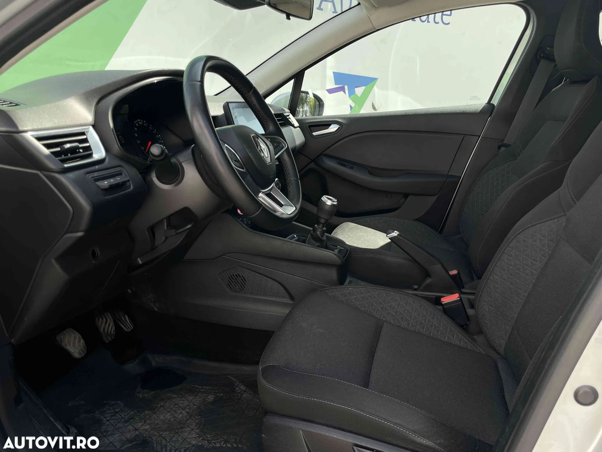 Renault Clio - 13