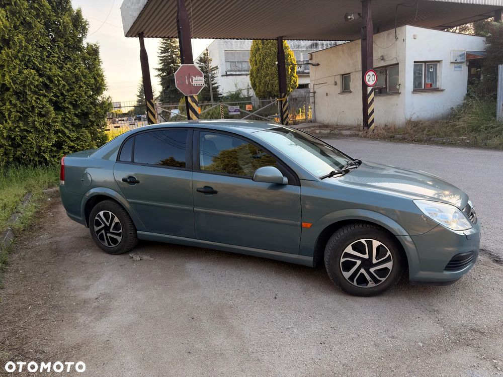 Opel Vectra 1.8 Essentia - 3