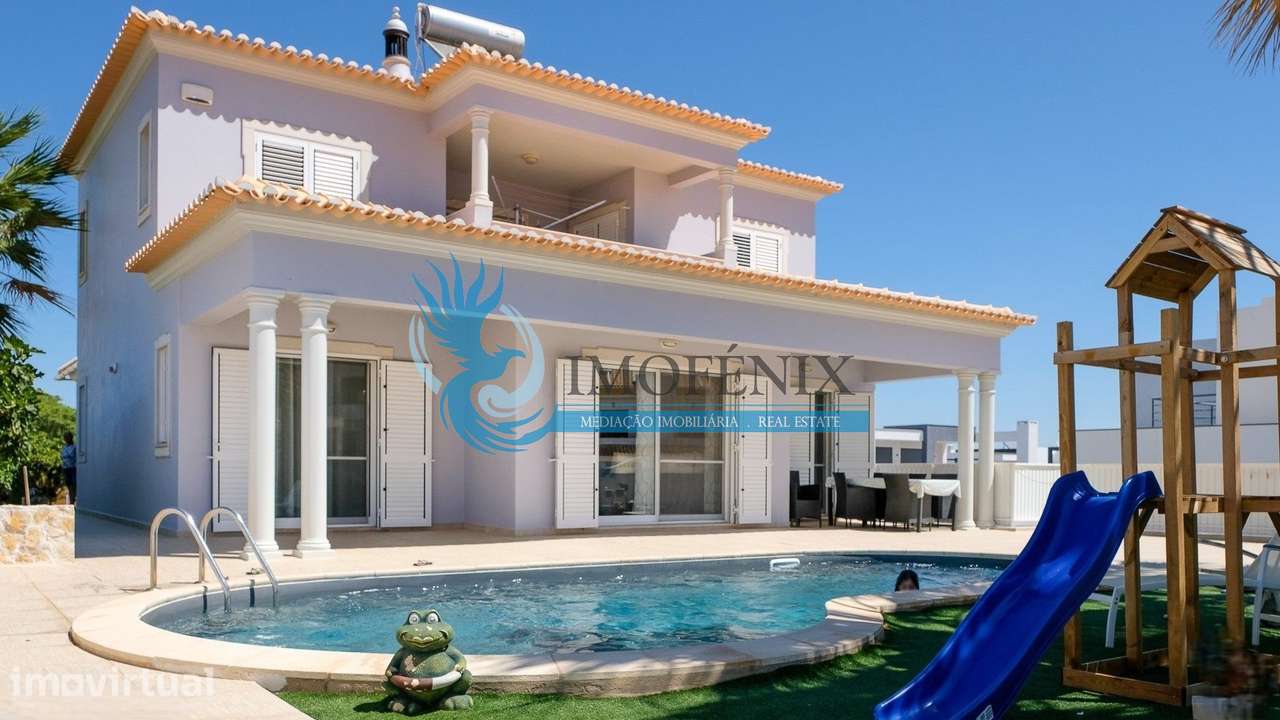Moradia T3+1 com piscina e garagem localizada nos Brejos/ Albufeira pa - Grande imagem: 3/60