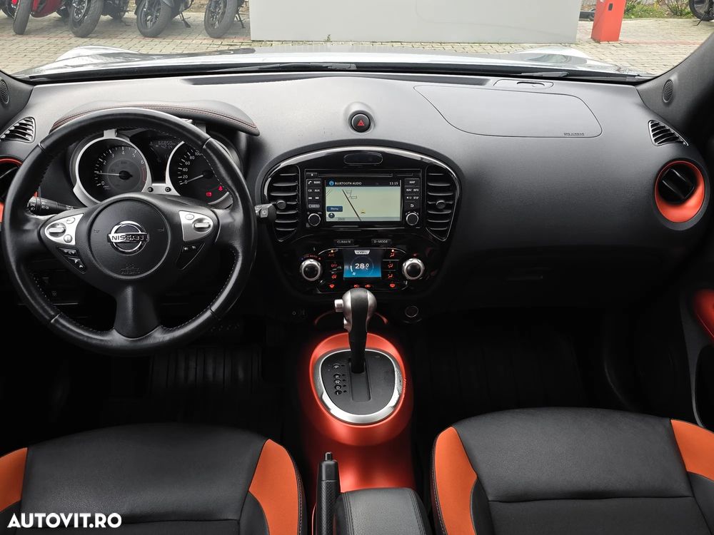 Nissan Juke 1.6L XTRONIC N-Connecta - 10