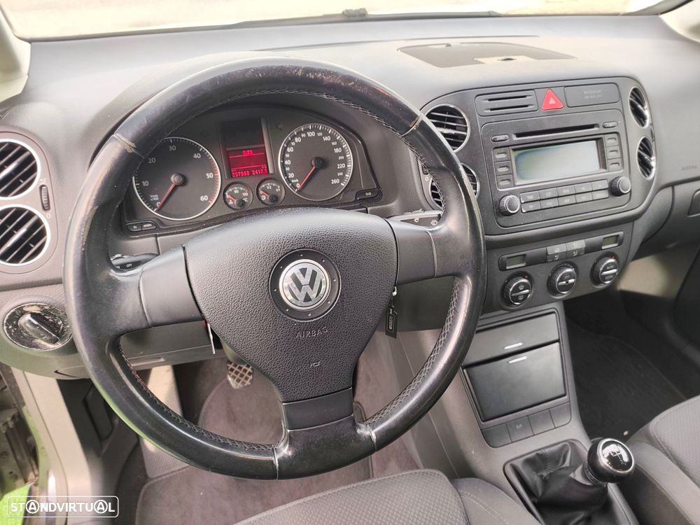 VW Golf Plus 2.0 TDi Confortline - 16