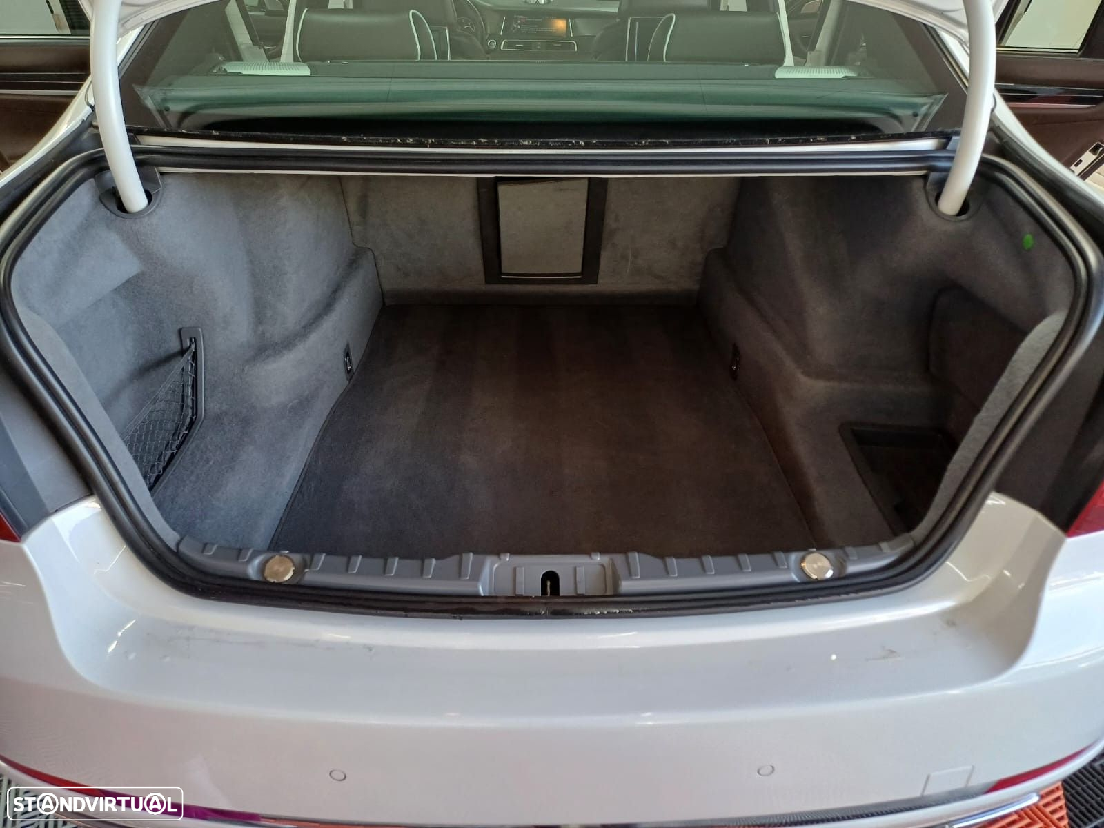 BMW 740 d xDrive Pack M - 25