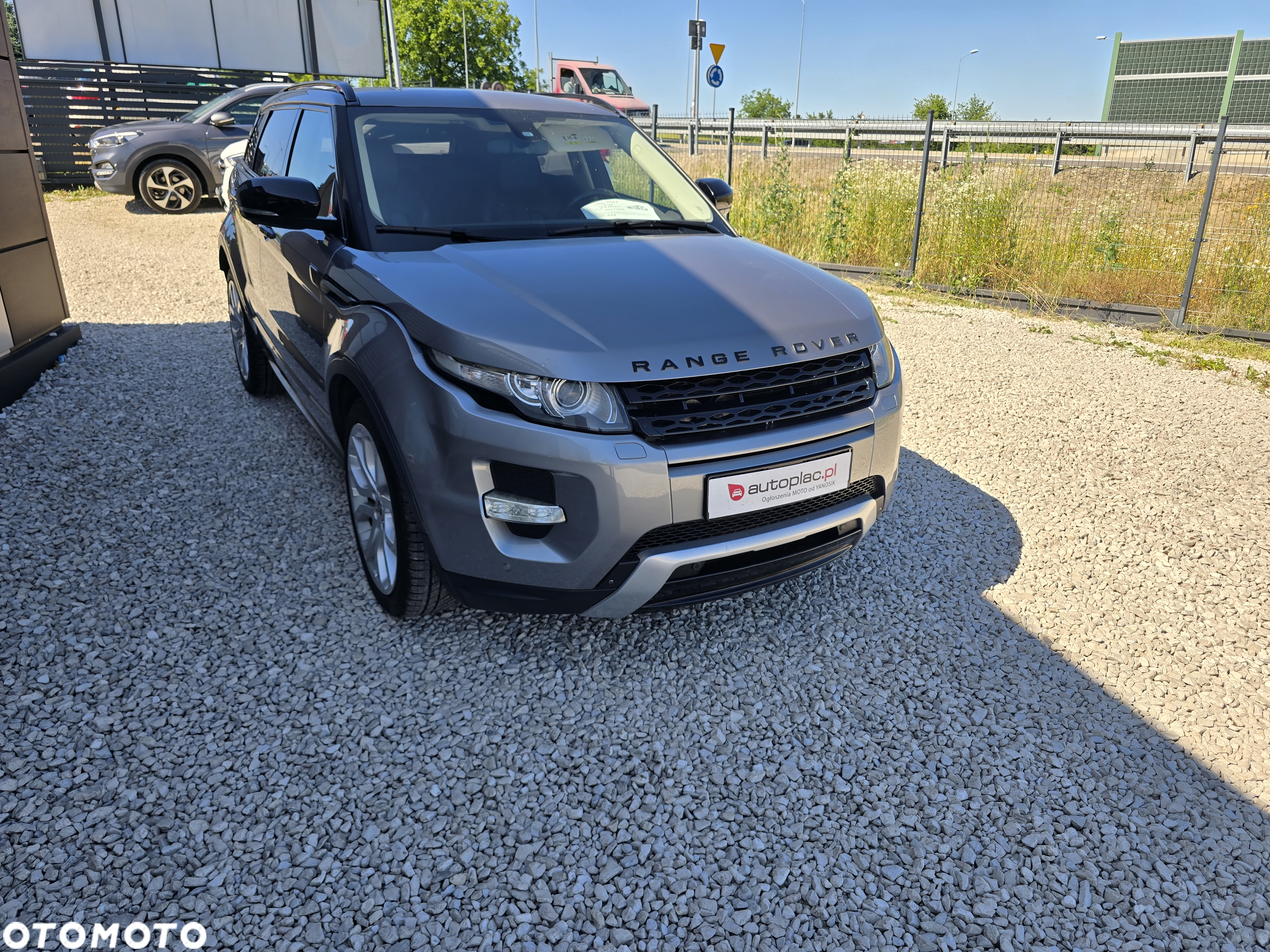 Land Rover Range Rover Evoque Si4 SkyView Edition - 4