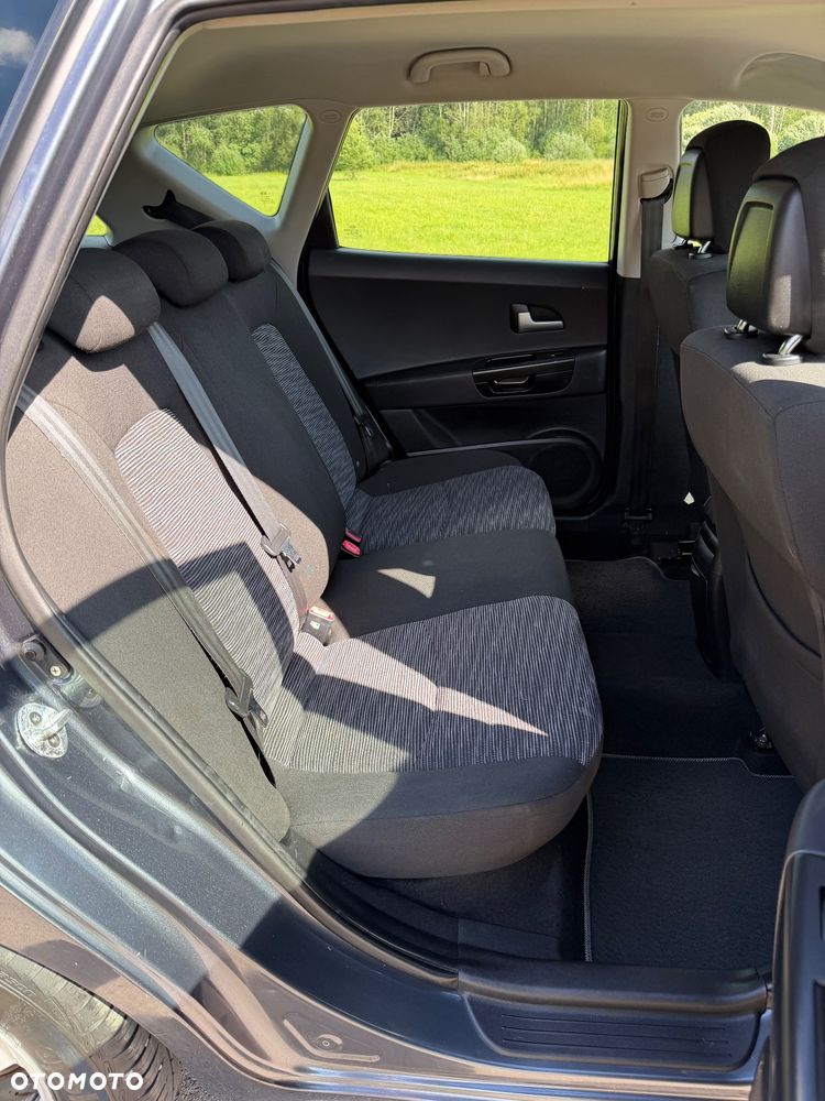 Kia Ceed 1.6 CRDi EX - 11