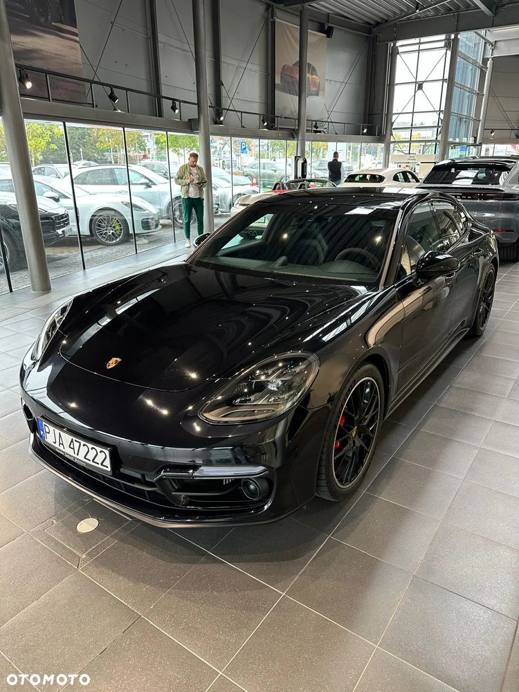 Porsche Panamera - 3