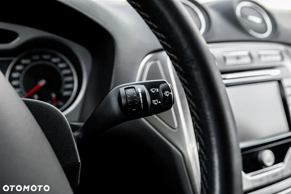 Ford Mondeo 2.5 Titanium X - 25