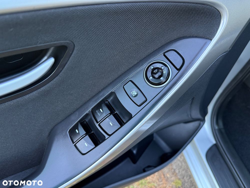 Hyundai i30 1.4 CRDi Classic + - 13