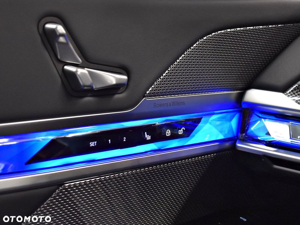 BMW Seria 7 - 21