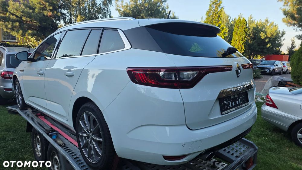 Renault Megane Grandtour ENERGY TCe 130 BOSE EDITION - 13