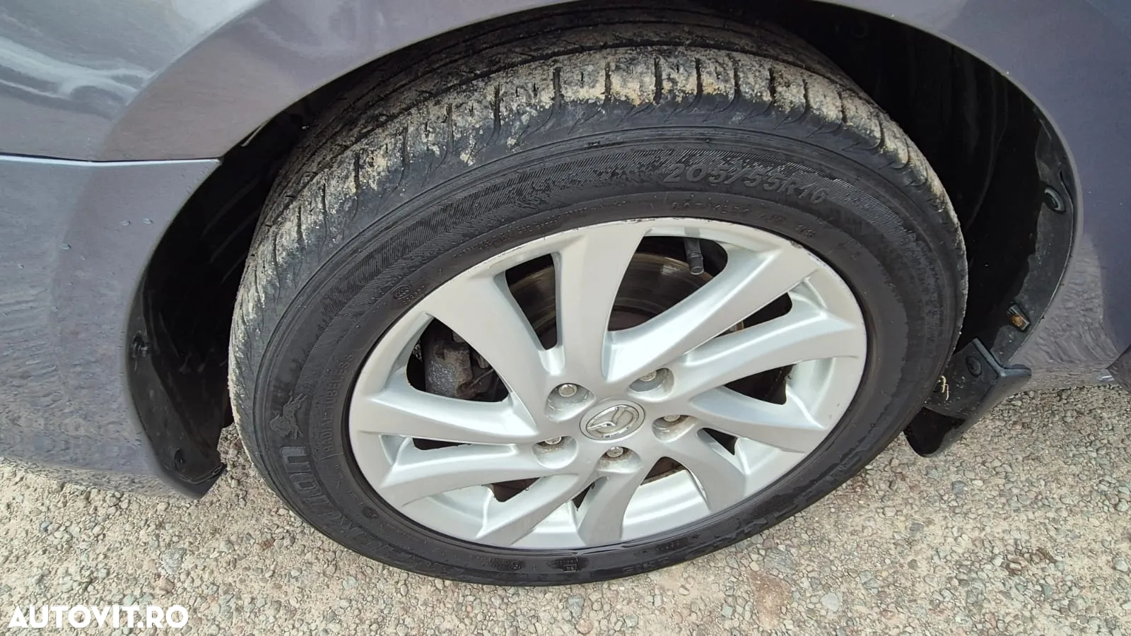 Mazda 3 1.6 Sport Active - 19