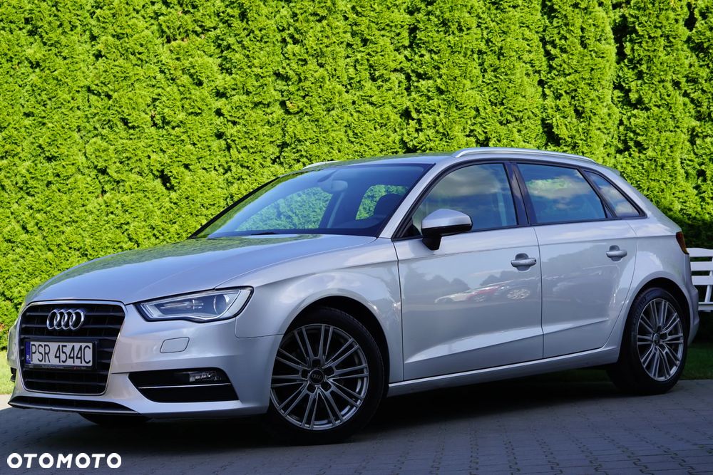 Audi A3 Sportback 2.0 TDI S tronic - 5