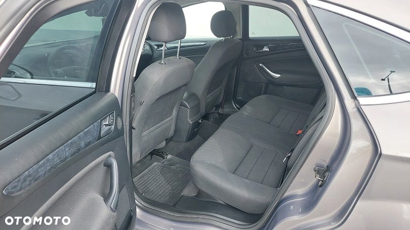 Ford Mondeo 1.6 T Trend - 10