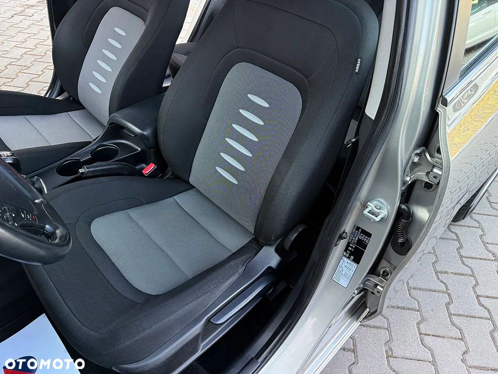 Kia Ceed 1.6 GDI XL - 29