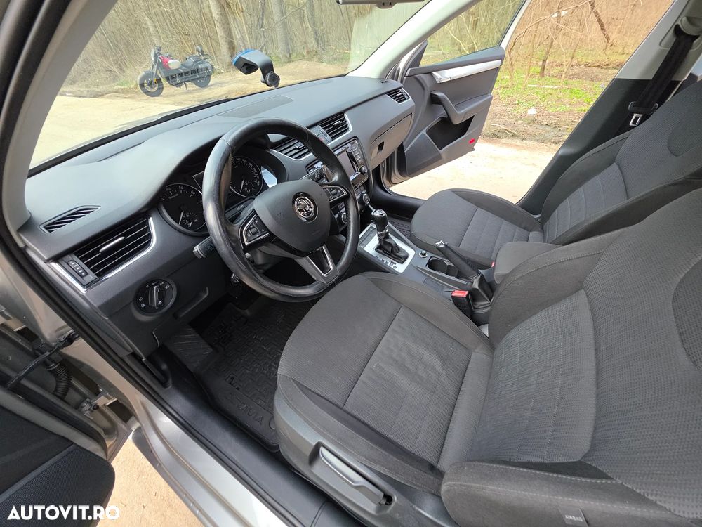Skoda Octavia 1.8 TSI 4X4 ELEGANCE DSG - 12