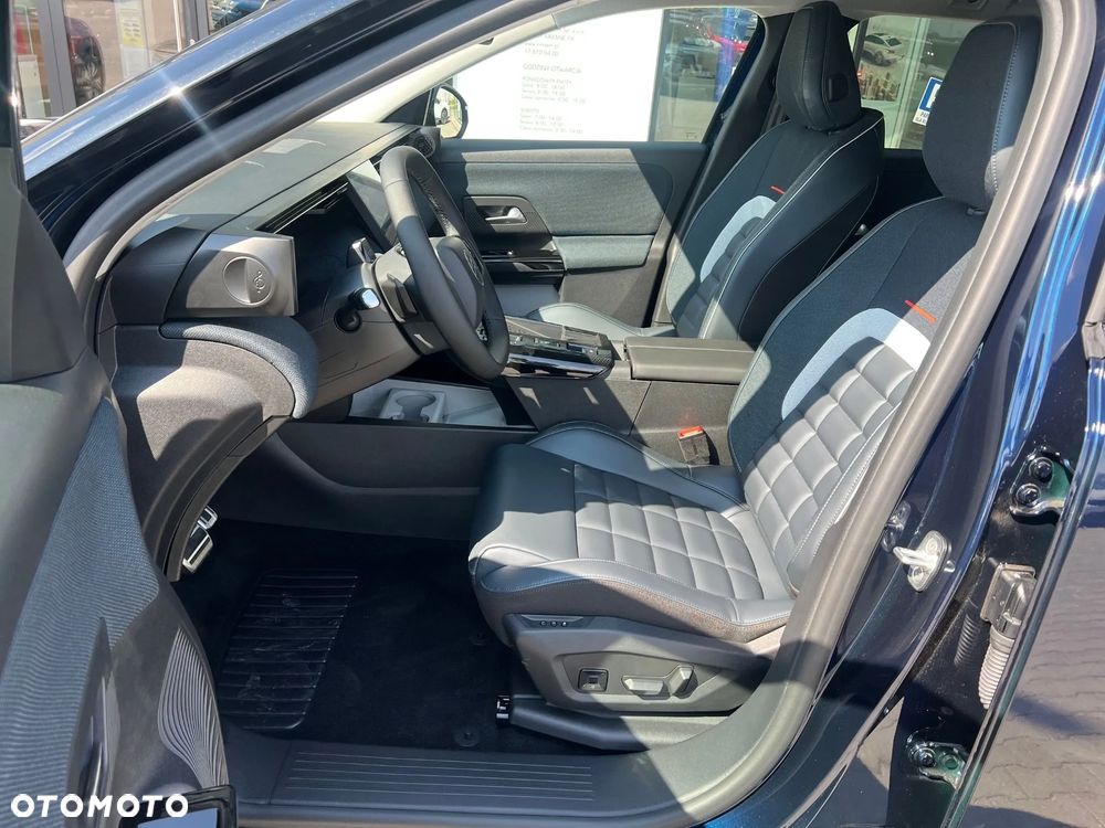 Citroën C5 Aircross 1.2 mHEV Max eDCT6 - 12