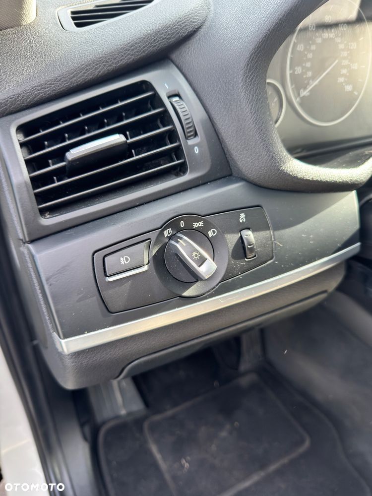 BMW X3 28i xDrive - 25