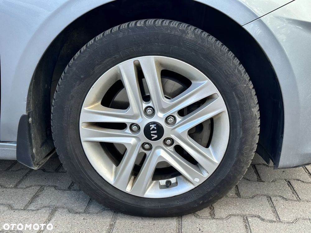 Kia Ceed 1.0 T-GDI M - 13