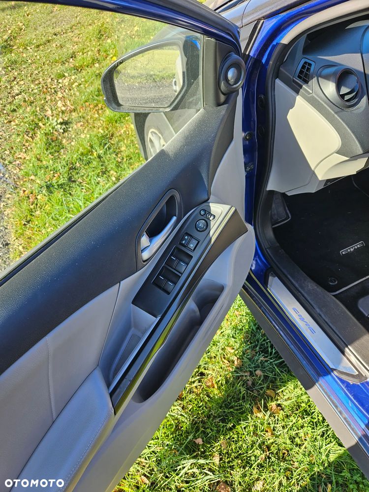 Honda Civic 2012 photo 5