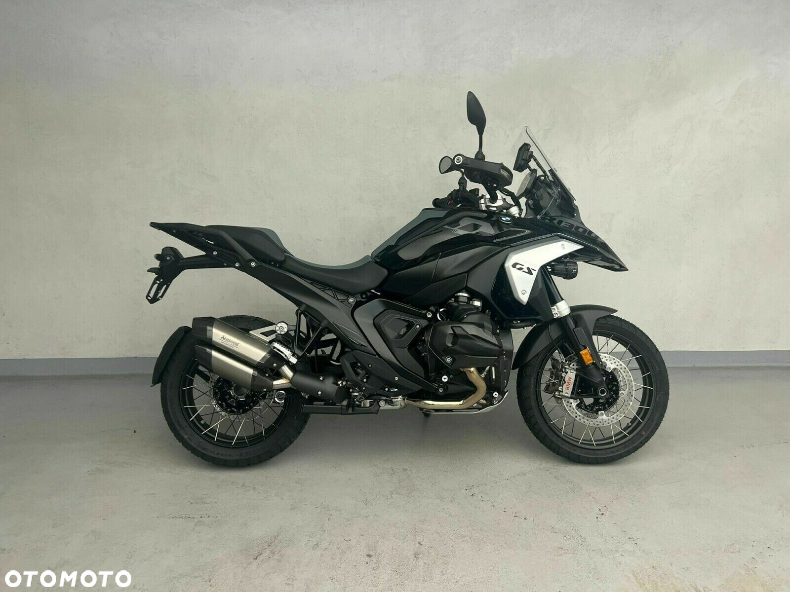 BMW R - 6