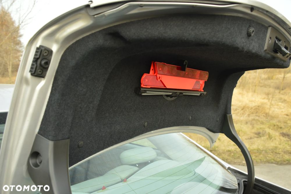 Mercedes-Benz CLK 320 Elegance - 29