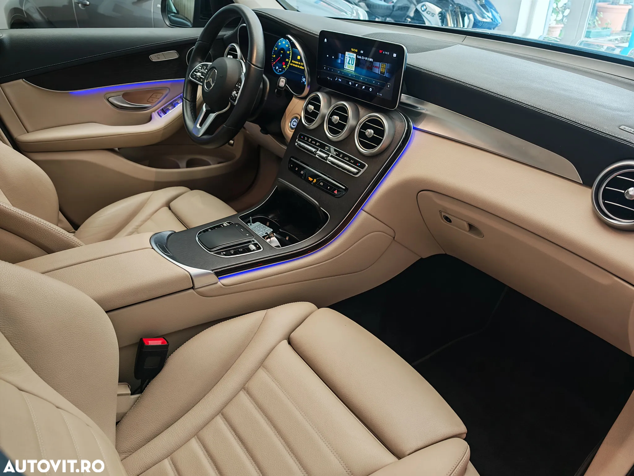 Mercedes-Benz GLC 300 d 4MATIC - 14