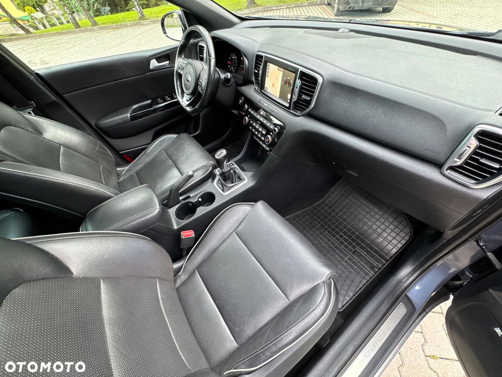 Kia Sportage 1.6 T-GDI AWD GT LINE - 18