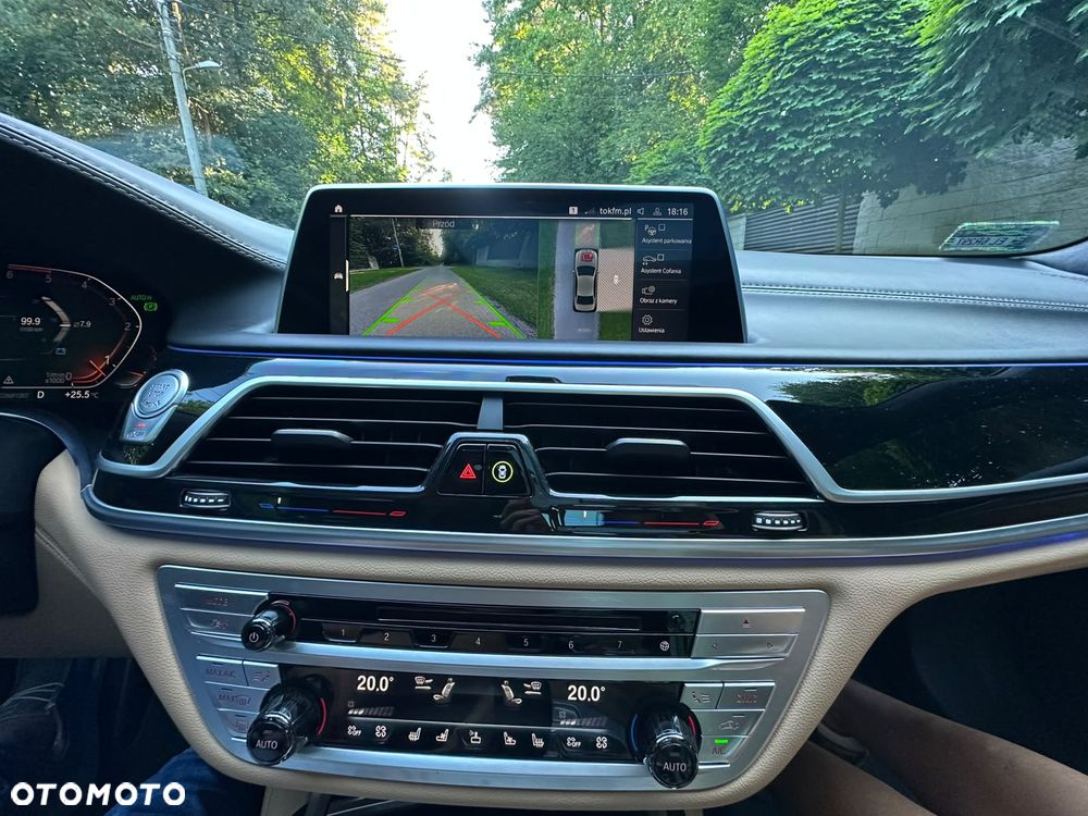 BMW Seria 7 740d xDrive - 11