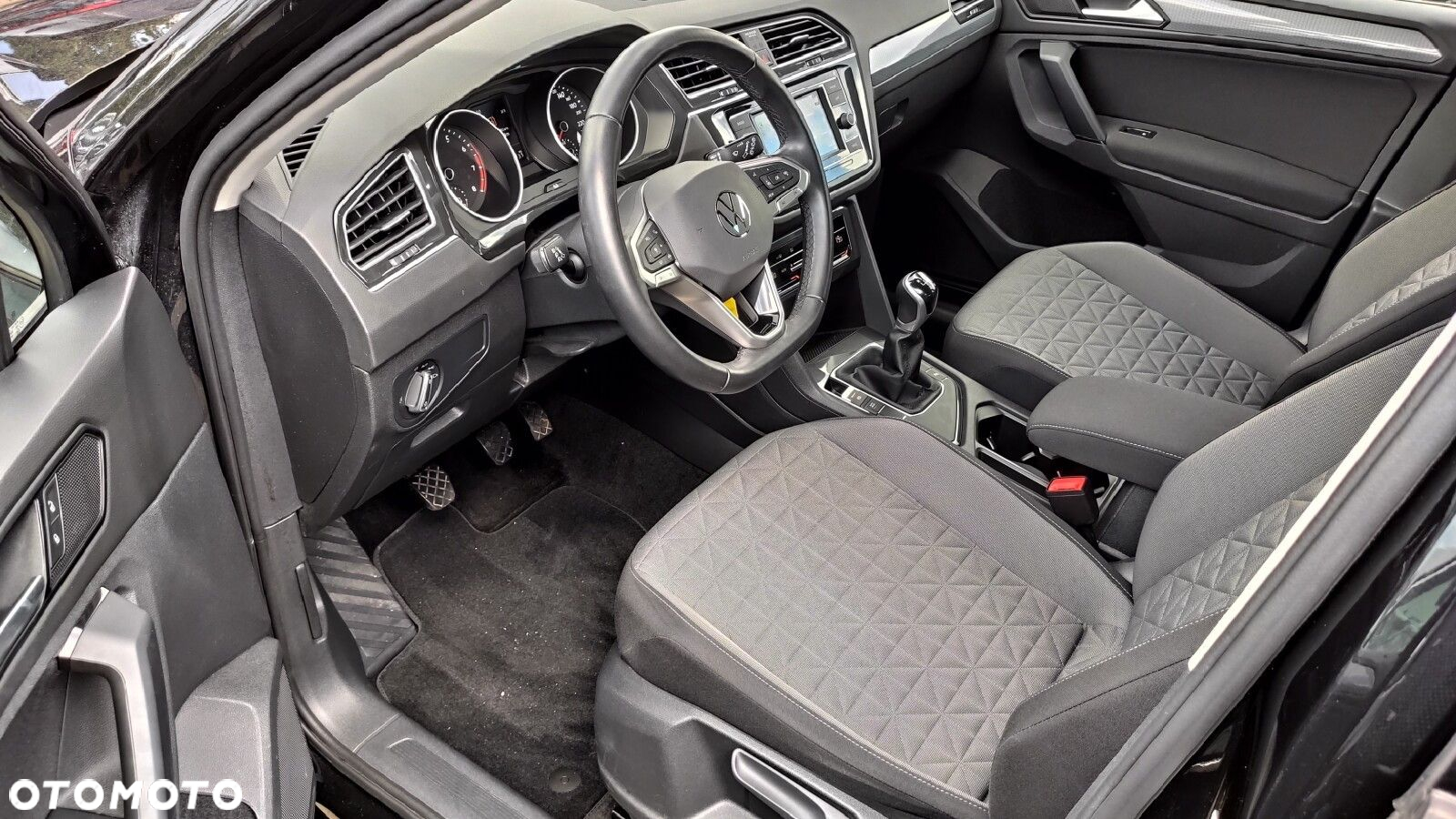 Volkswagen Tiguan - 10