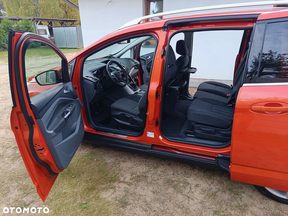 Ford Grand C-MAX 2.0 TDCi Titanium - 16