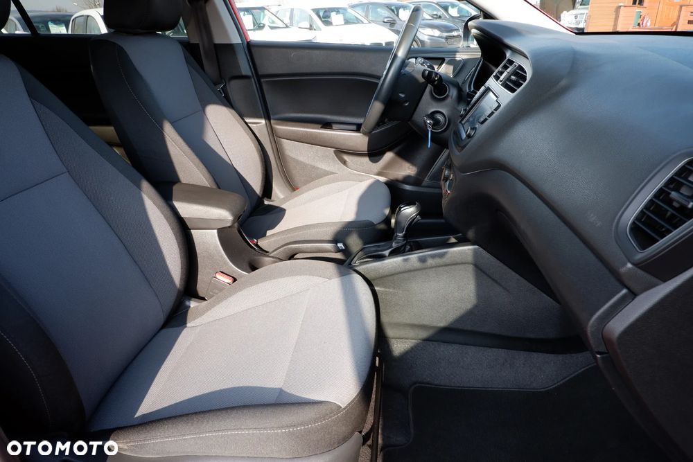 Hyundai i20 1.0 T-GDI Comfort DCT - 9