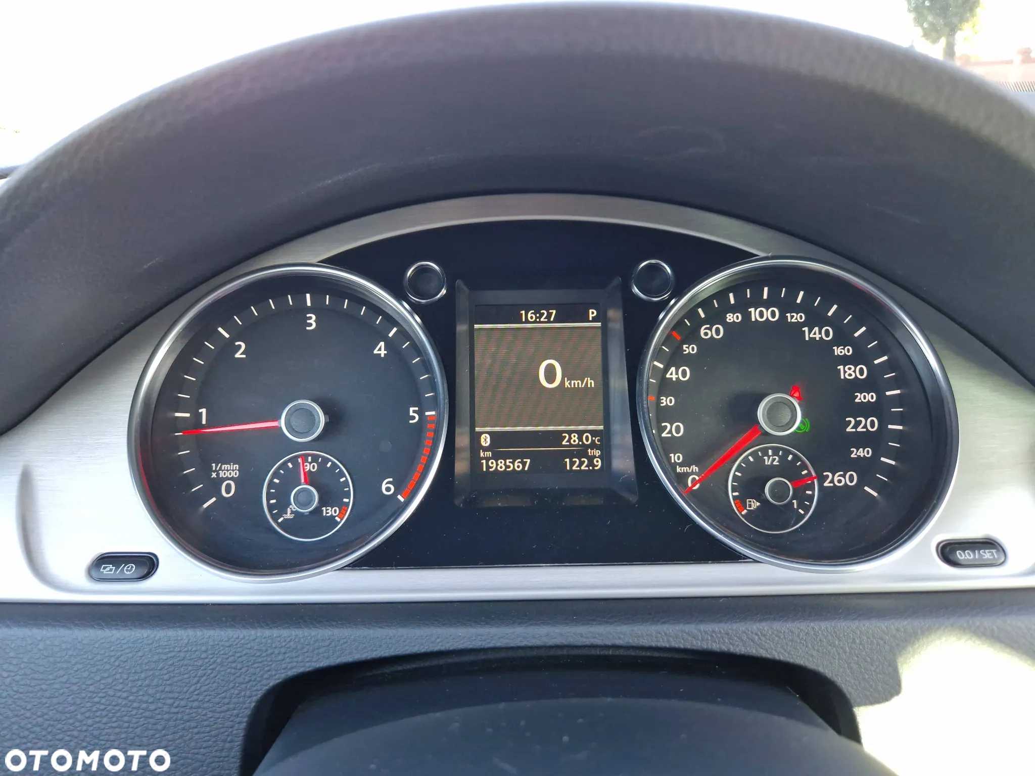 Volkswagen Passat 2.0 TDI Highline DSG - 25