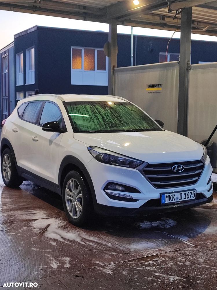 Hyundai Tucson blue 1.6 GDi 2WD Passion - 11