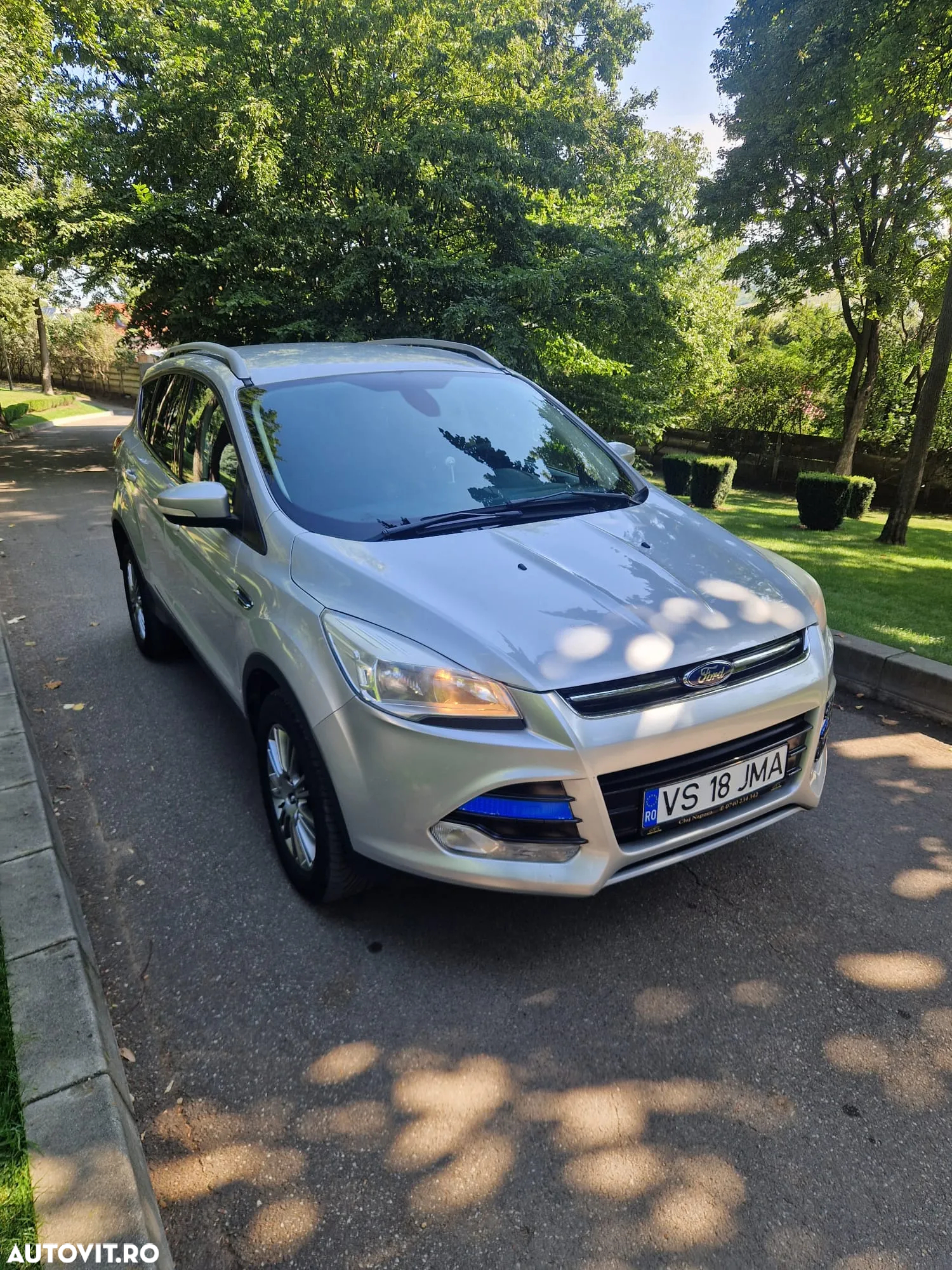 Ford Kuga 2.0 TDCi 4WD Powershift Titanium - 2