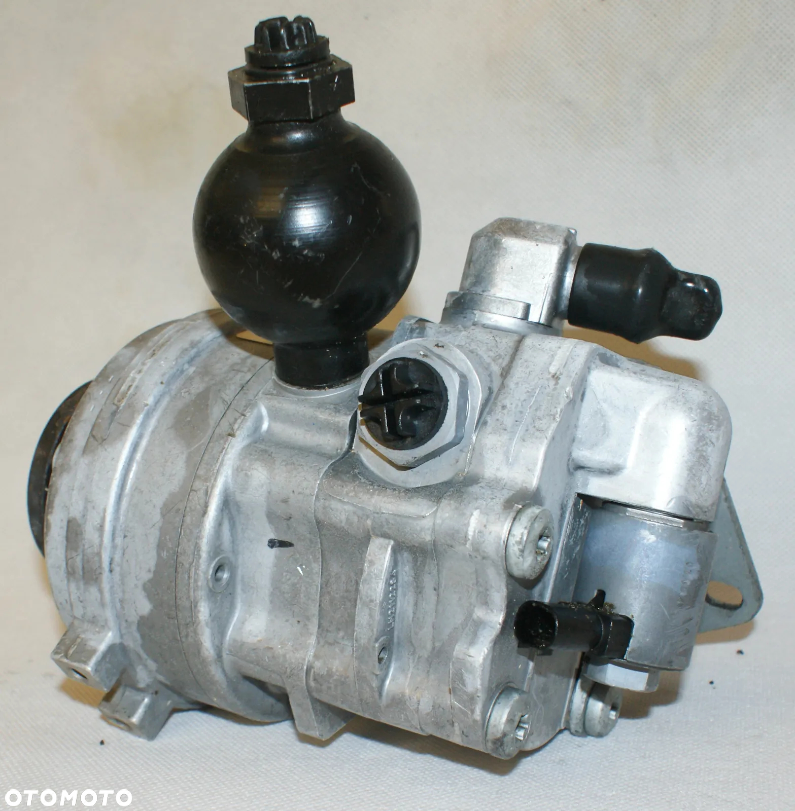 POMPA WSPOMAGANIA BMW E60 E61 LFR440 32416761412 - 6